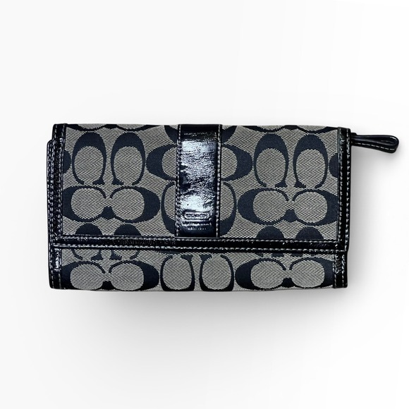 Coach Handbags - Coach Signature C Jacquard Trifold Wallet Grey Black Patent Leather Trim Large